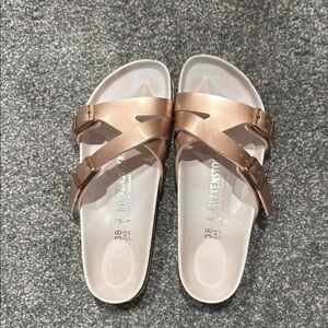 Birkenstock Metallic Rose Gold Sandals
